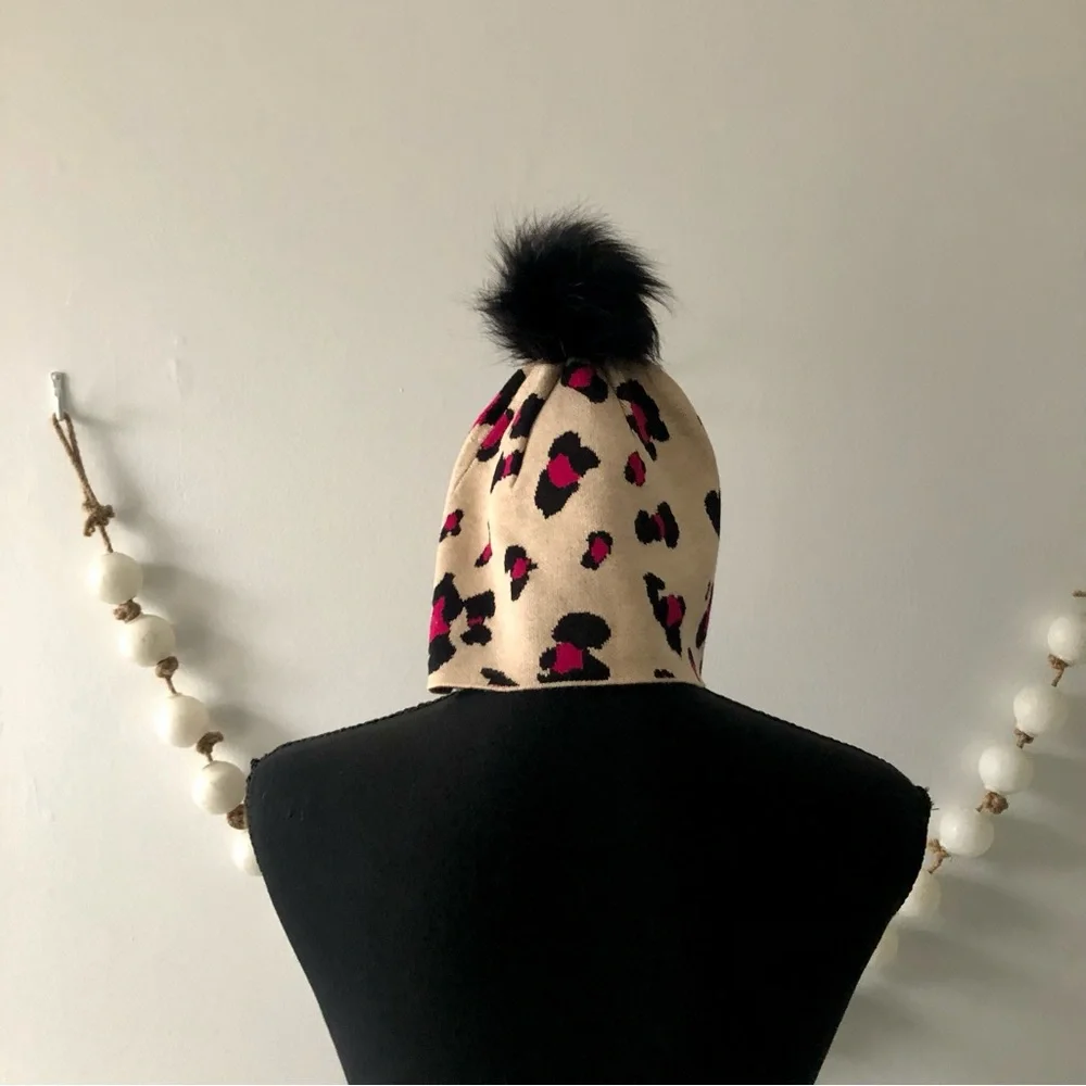 Chico's Berry Pink Leopard Print Beanie Hat Removable Faux Fur Pom Pom - Picture 3 of 10